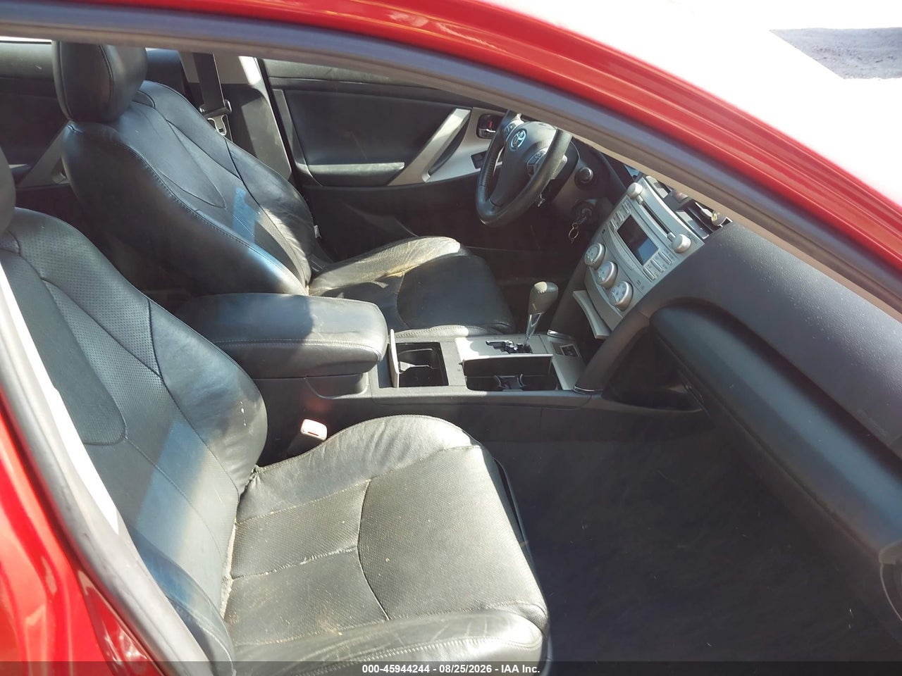 2011 TOYOTA CAMRY SE V6 · 5/11