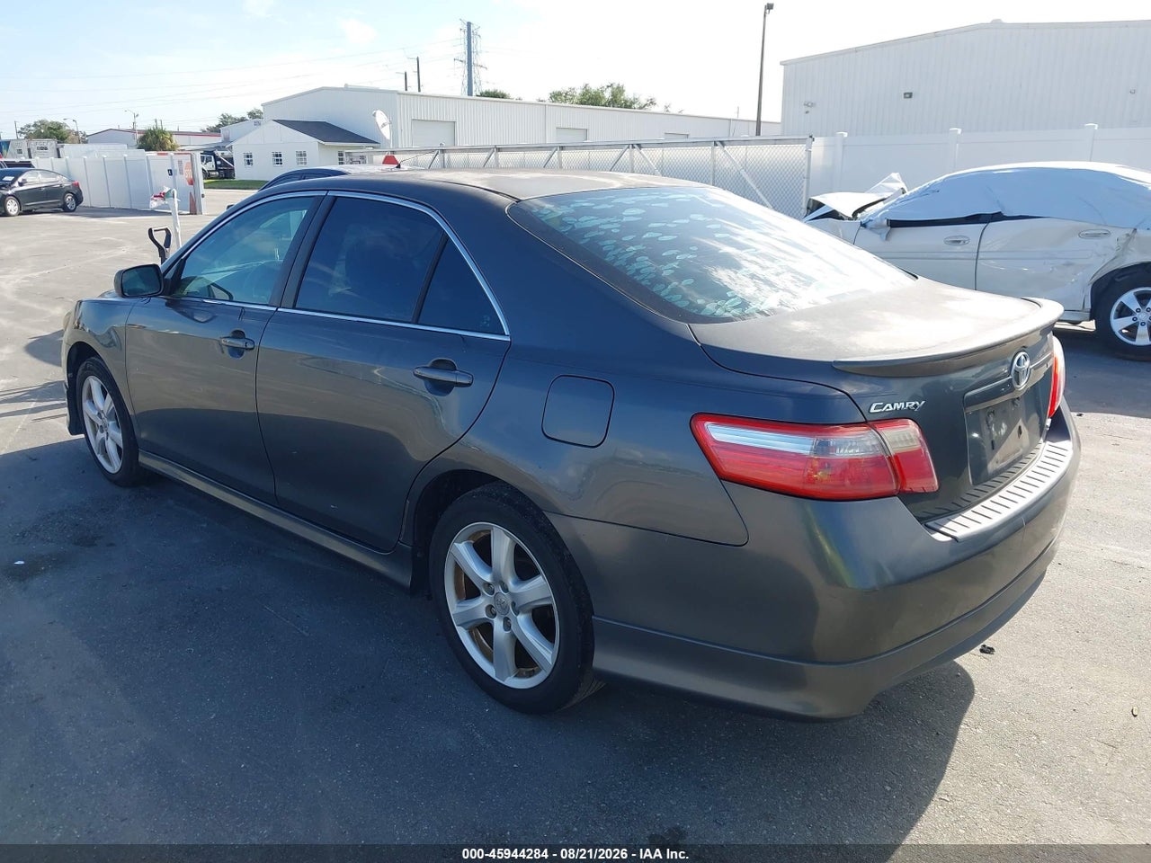 2009 TOYOTA CAMRY SE · 3/11