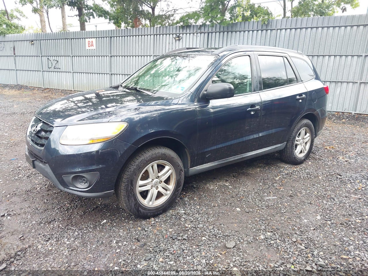 2011 HYUNDAI SANTA FE GLS · 2/11