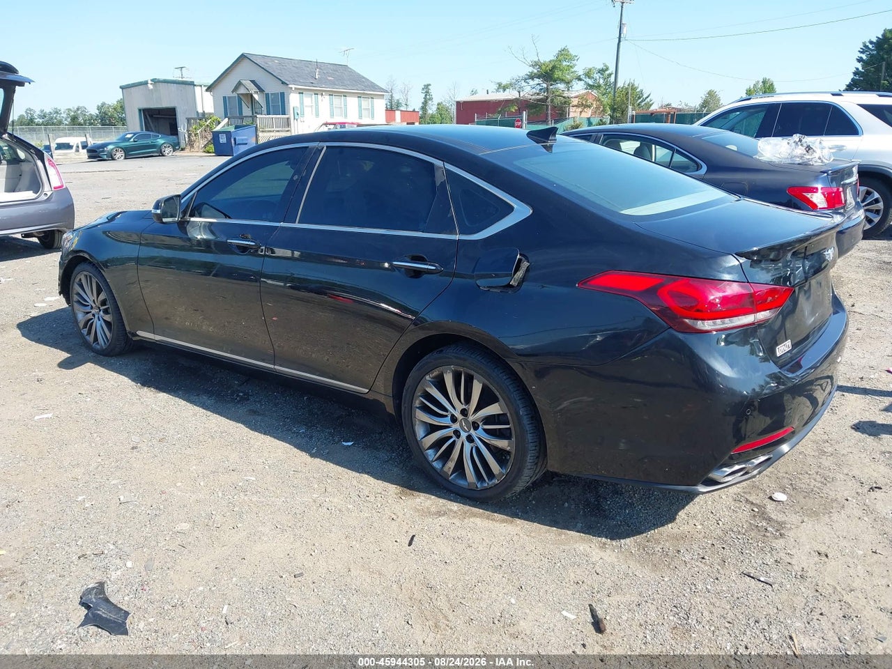 2015 HYUNDAI GENESIS 5.0 · 3/11