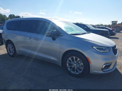 2C4RC1GG9TR****** · 2026 CHRYSLER PACIFICA LIMITED