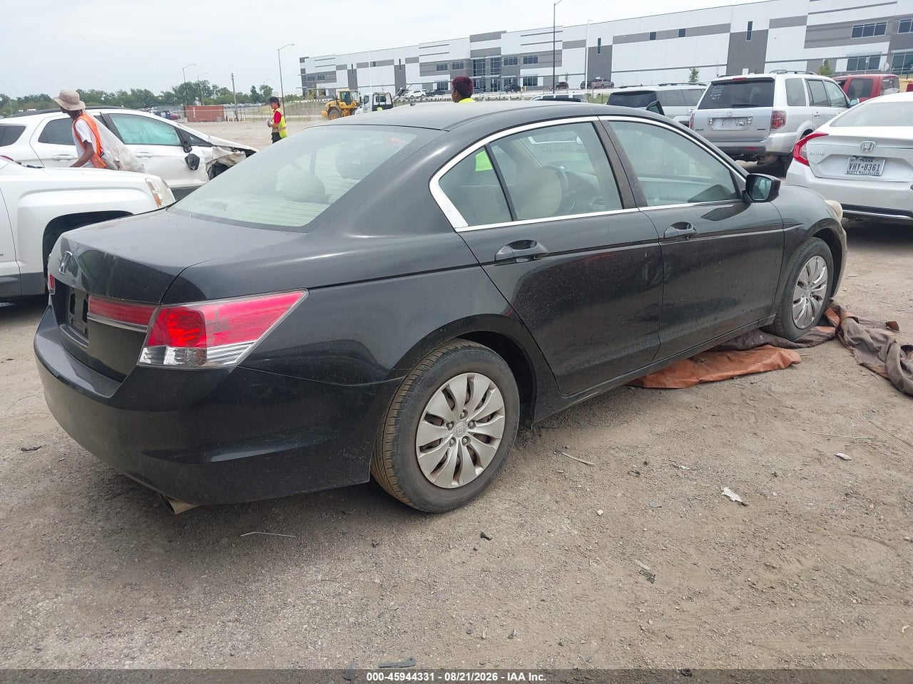 2011 HONDA ACCORD 2.4 LX · 4/11