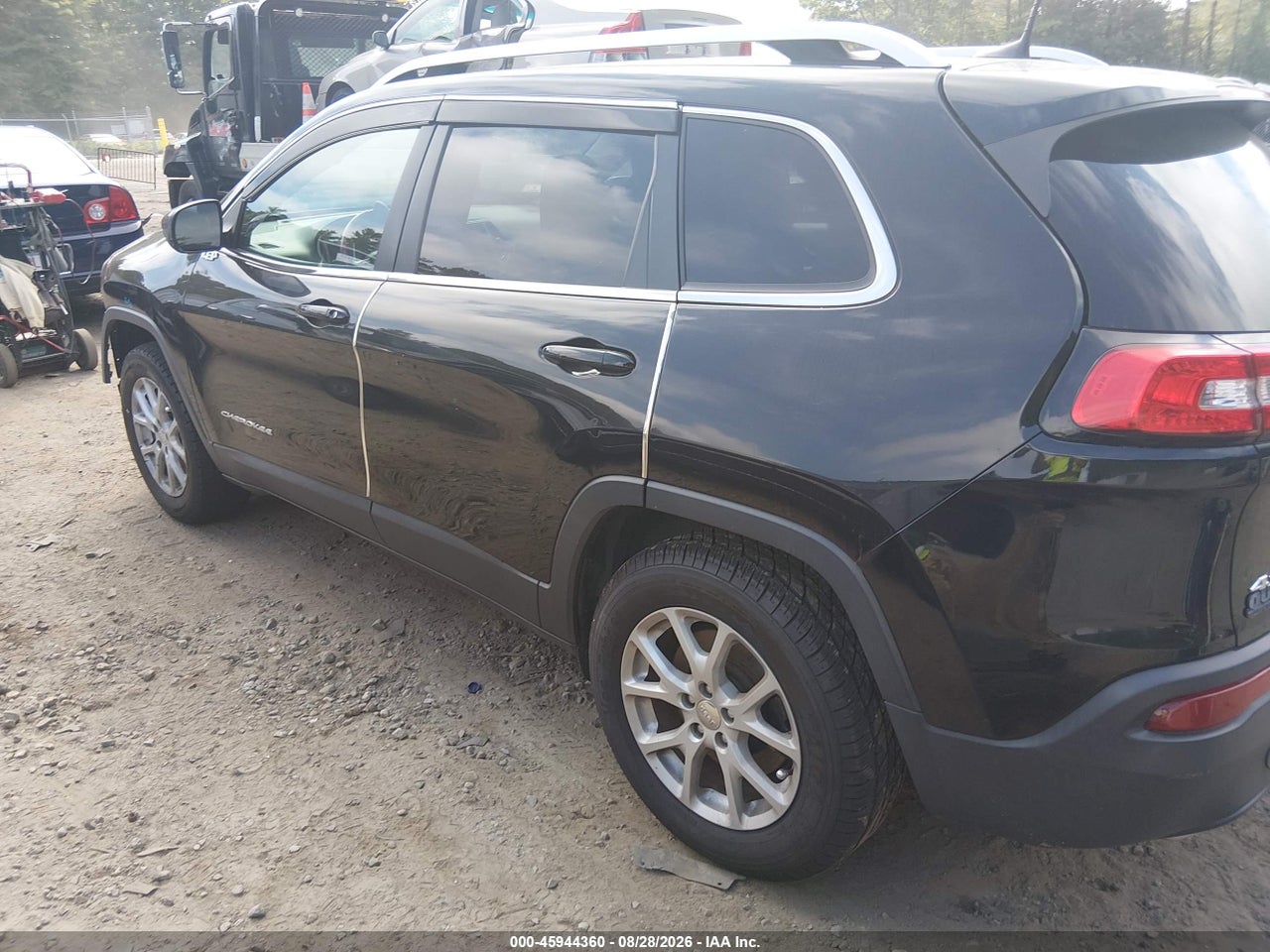 2017 JEEP CHEROKEE LATITUDE · 3/11
