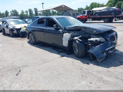 WBAYA8C58DD****** · 2013 BMW 750I