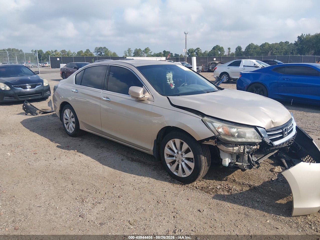 1HGCR3F8XDA****** · 2013 HONDA ACCORD EX-L V-6