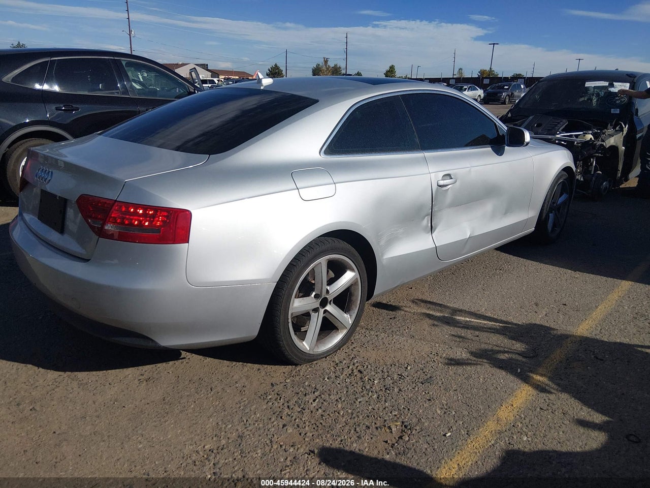 2010 AUDI A5 2.0T PREMIUM · 4/11