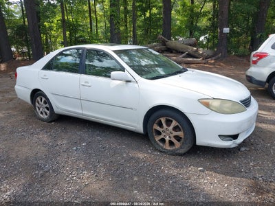 2006 TOYOTA CAMRY XLE