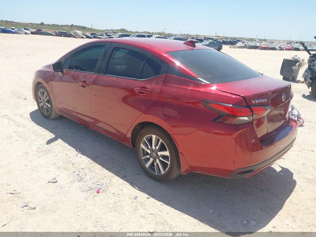 2020 NISSAN VERSA SV XTRONIC CVT · 3/11