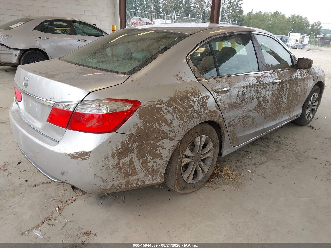 2014 HONDA ACCORD LX · 4/11