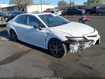 2021 TOYOTA CAMRY SE HYBRID