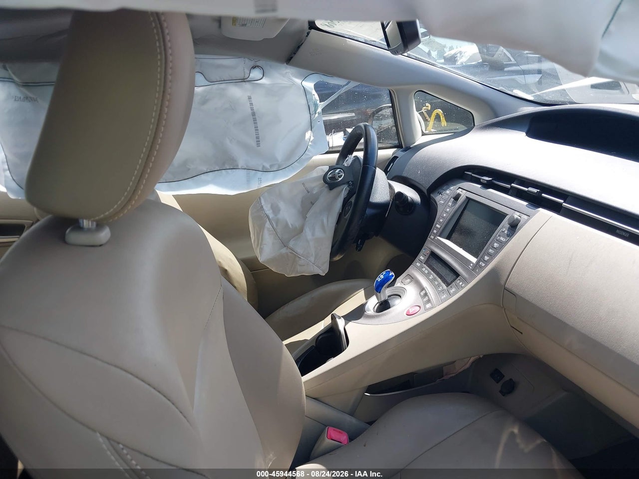 2013 TOYOTA PRIUS FOUR · 5/11
