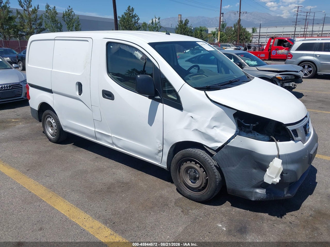 2015 NISSAN NV200 SV