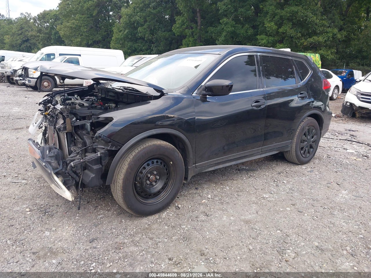 2017 NISSAN ROGUE S · 2/11