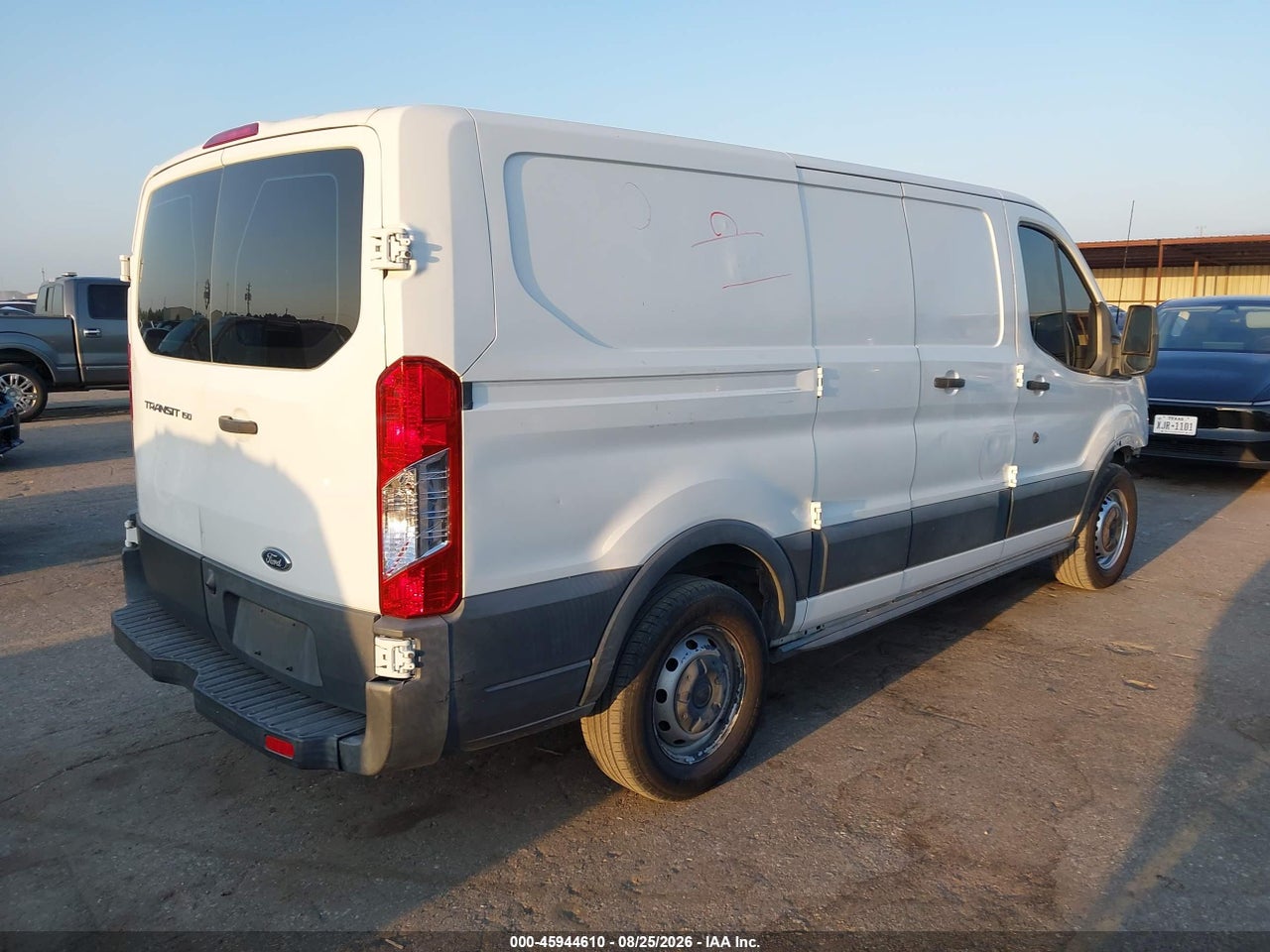 2016 FORD TRANSIT-150 · 4/11