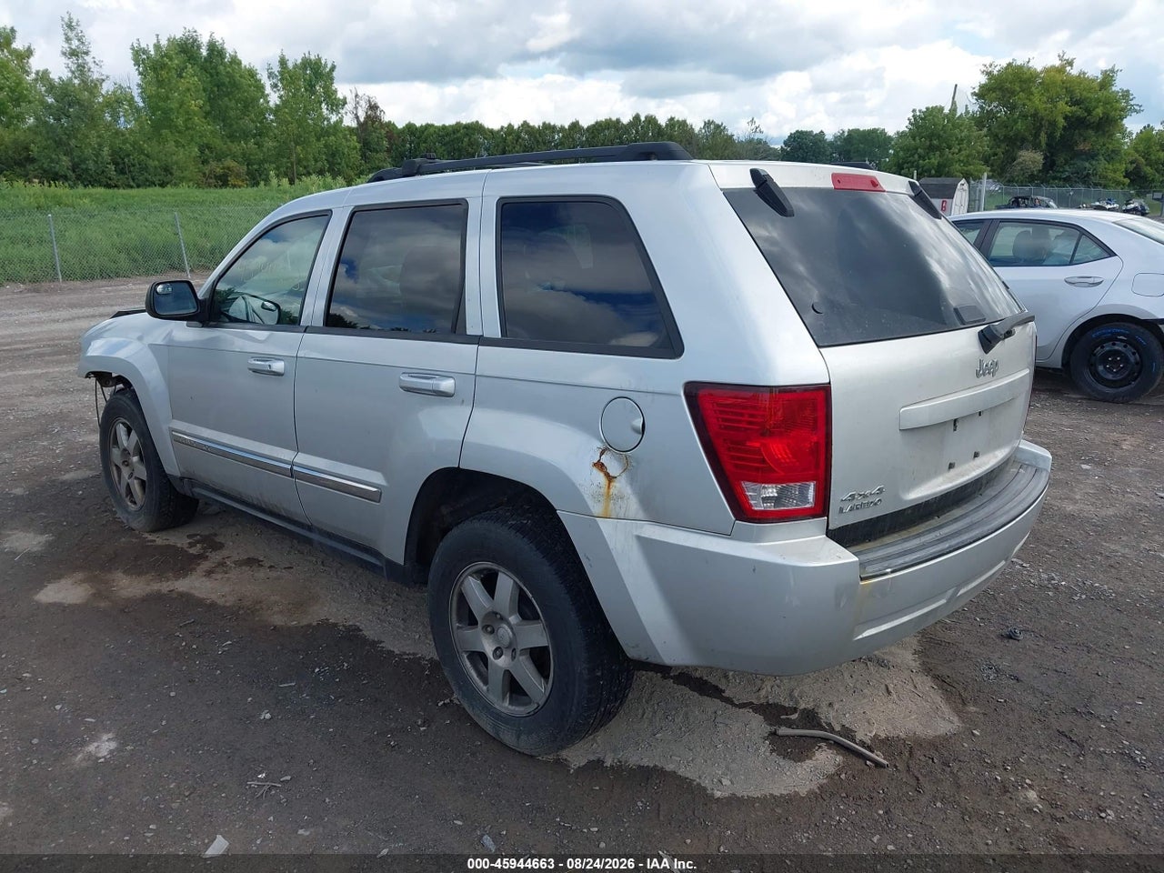 2010 JEEP GRAND CHEROKEE LAREDO · 3/11