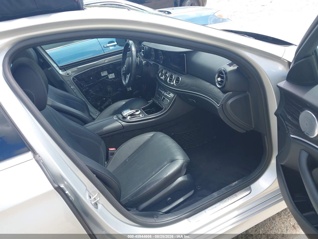 2019 MERCEDES-BENZ E 300 4MATIC · 5/11