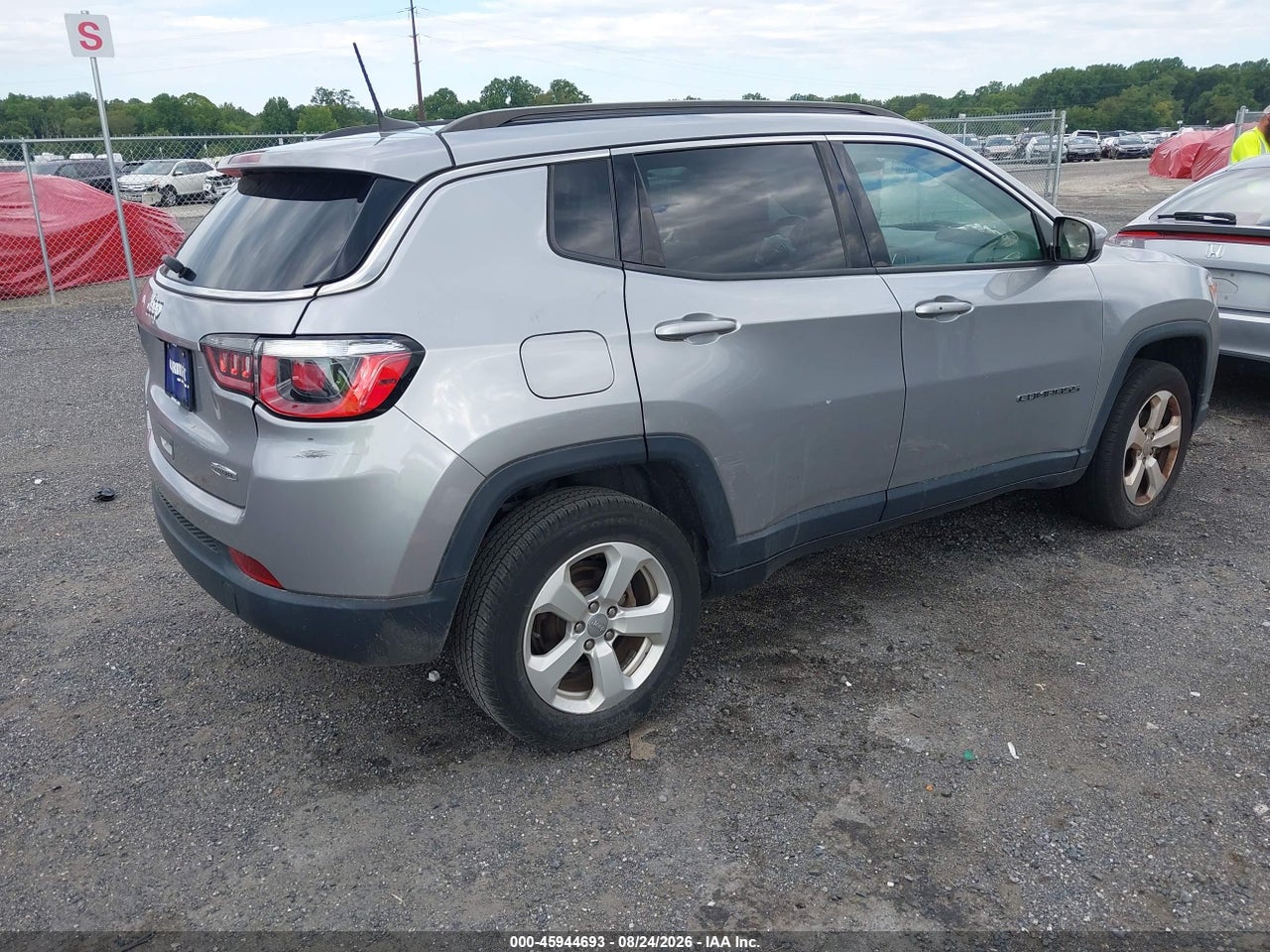 2019 JEEP COMPASS LATITUDE 4X4 · 4/10