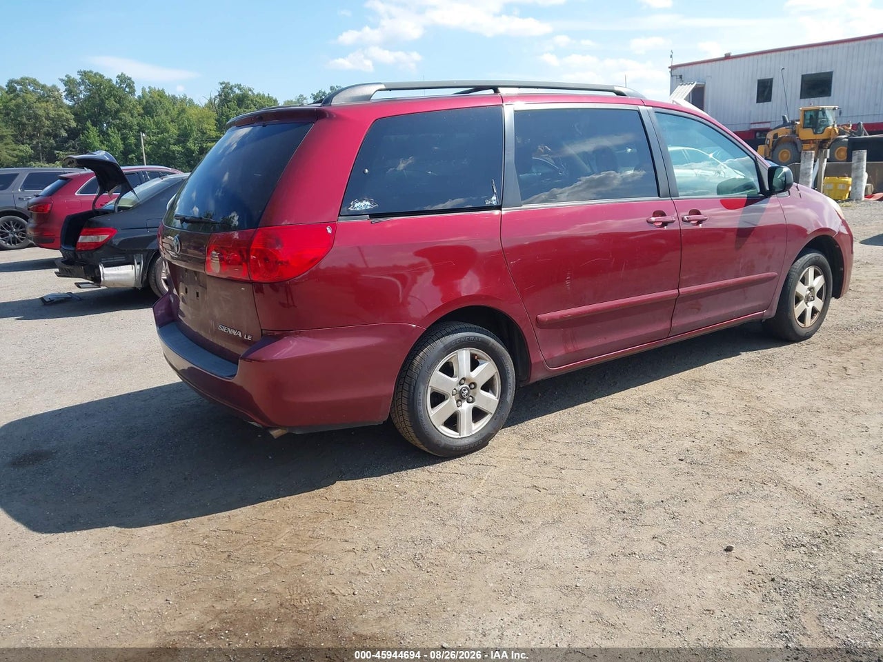 2007 TOYOTA SIENNA LE · 4/11