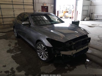 KMHGN4JE1FU****** · 2015 HYUNDAI GENESIS 3.8