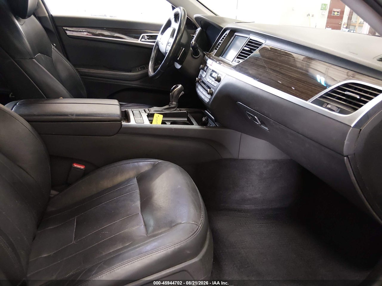 2015 HYUNDAI GENESIS 3.8 · 5/11