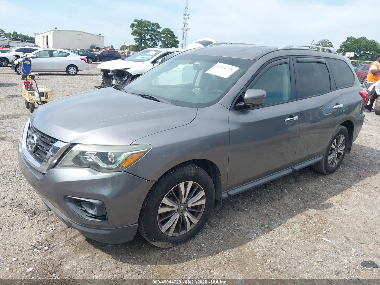 2017 NISSAN PATHFINDER S · 2/11