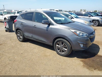 KM8JU3AG2FU****** · 2015 HYUNDAI TUCSON SE