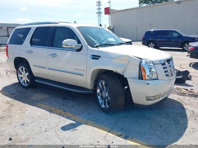 1GYS3BEF8BR****** · 2011 CADILLAC ESCALADE LUXURY