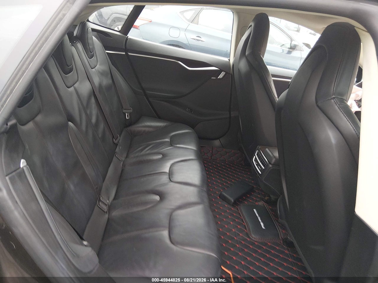5YJSA1H15EF****** · 2014 TESLA MODEL S P85 · 8/10