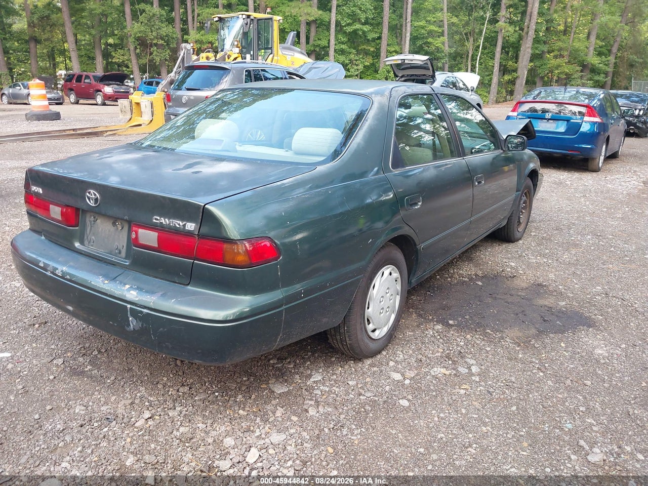 1999 TOYOTA CAMRY CE/LE/XLE · 4/11