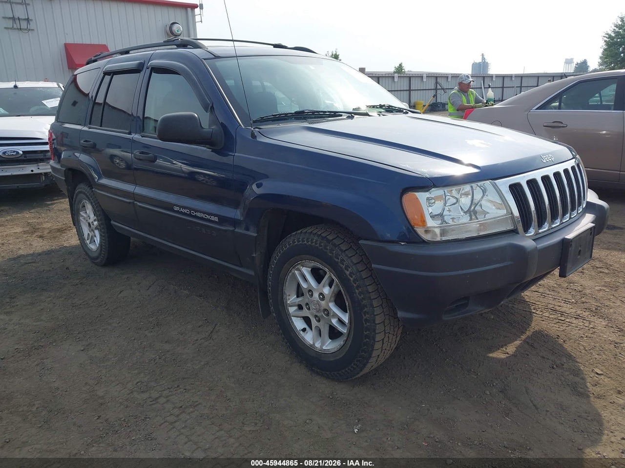 1J4GW48S93C****** · 2003 JEEP GRAND CHEROKEE LAREDO