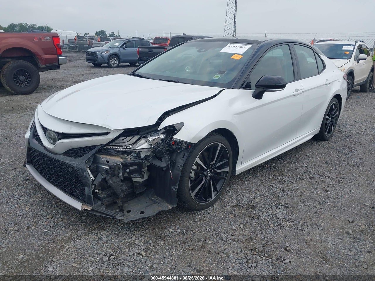 2018 TOYOTA CAMRY XSE · 2/11