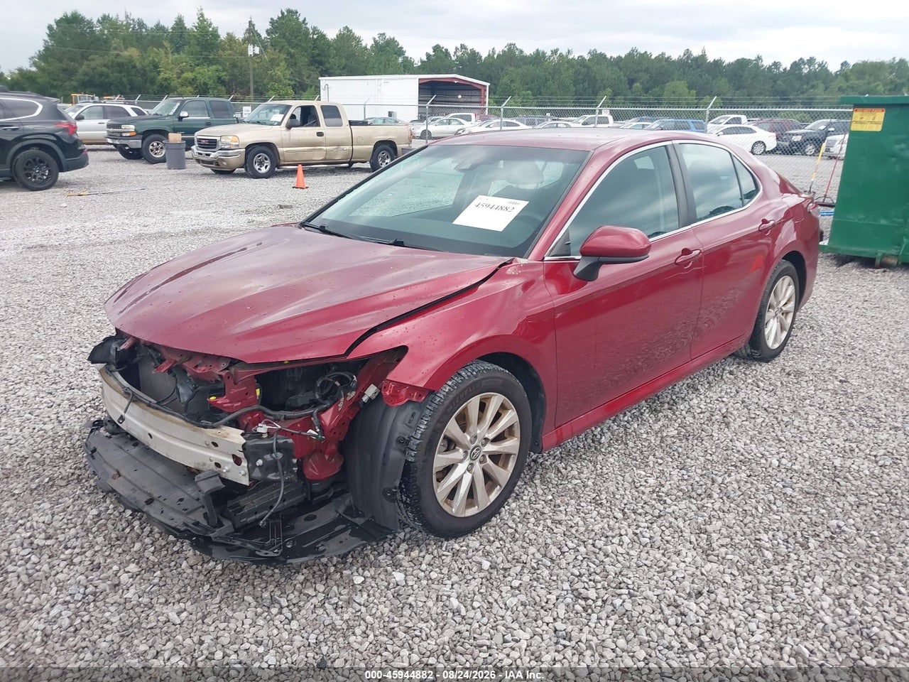 2019 TOYOTA CAMRY LE · 2/11