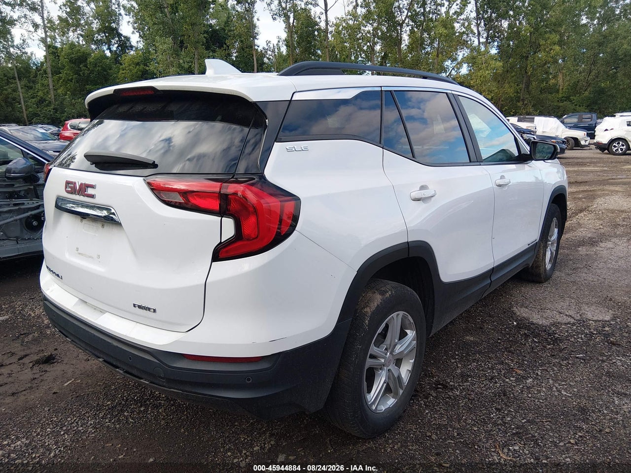 2021 GMC TERRAIN AWD SLE · 4/11