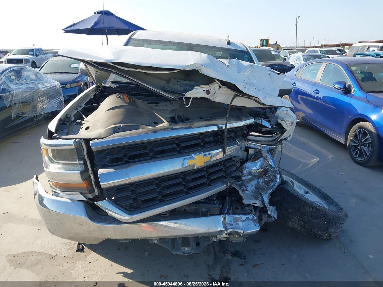 2018 CHEVROLET SILVERADO 1500 1LT · 6/11