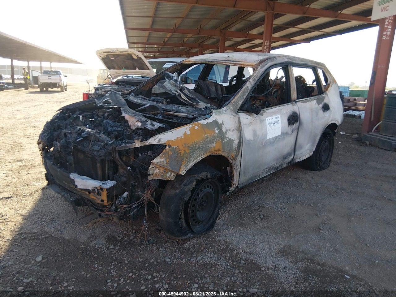 2018 NISSAN ROGUE S · 2/11