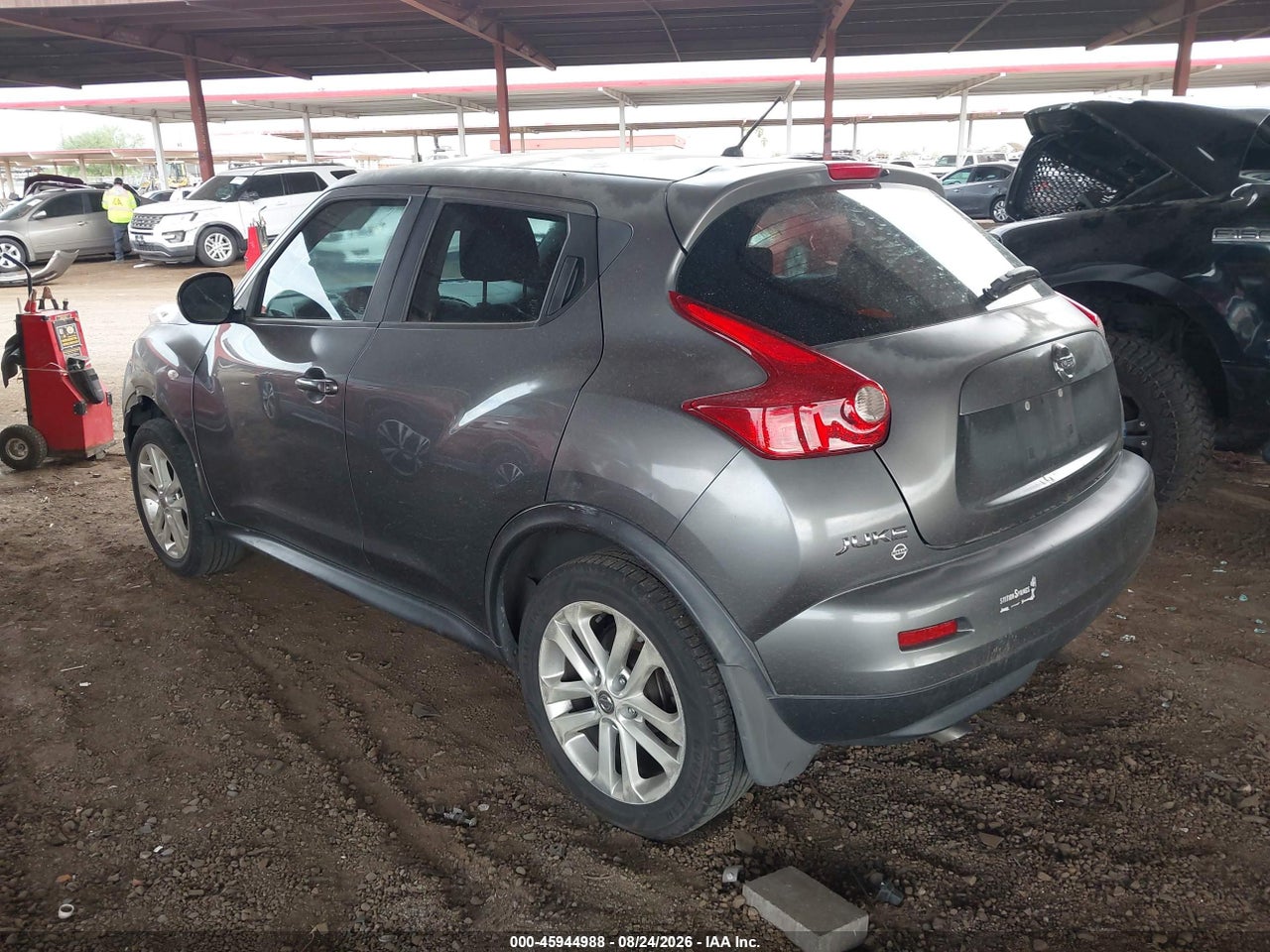 2013 NISSAN JUKE S · 3/10