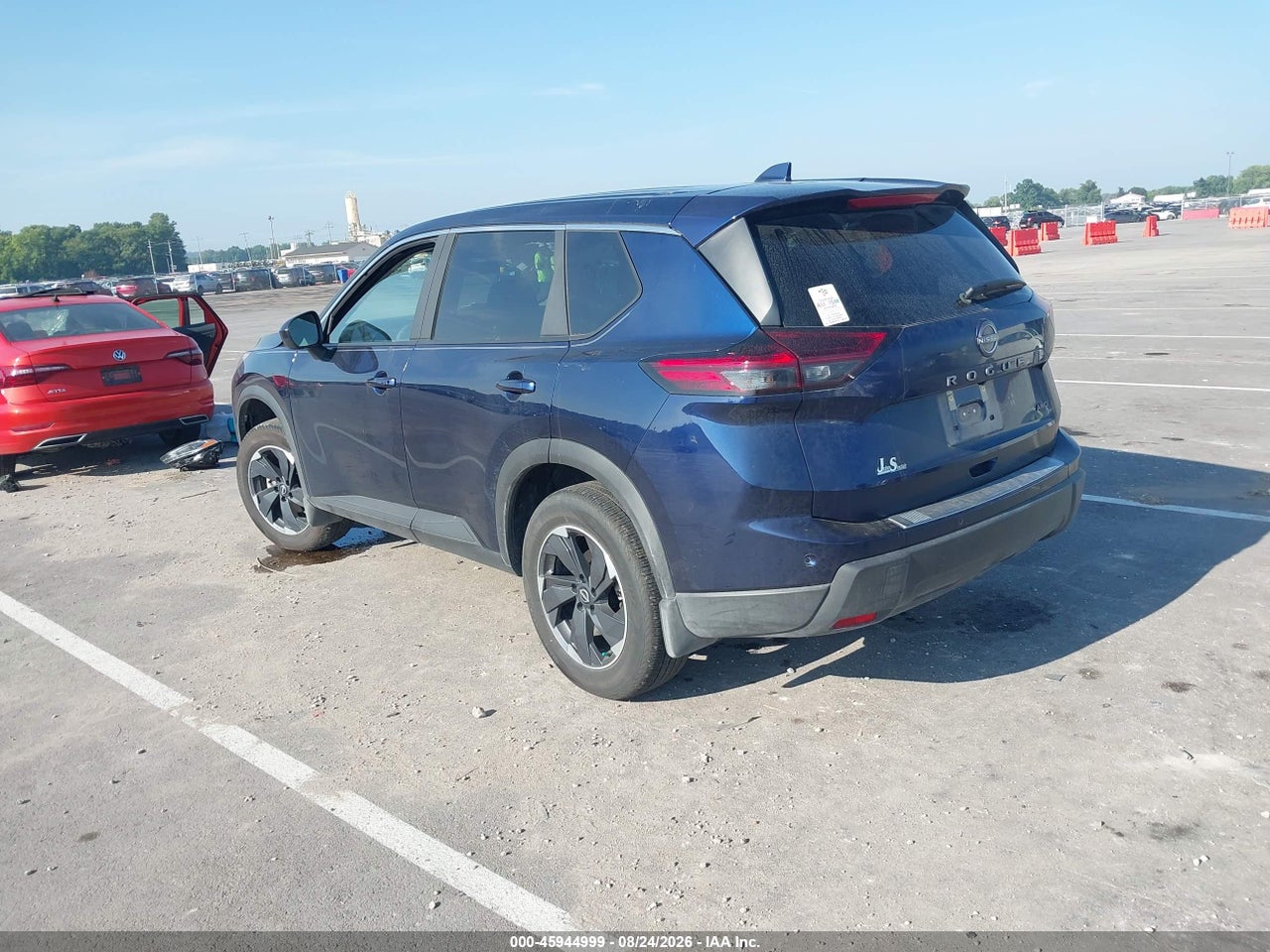 2026 NISSAN ROGUE SV · 3/7