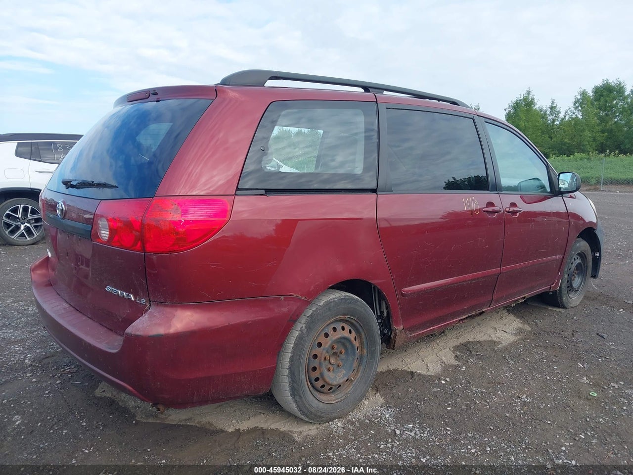 2007 TOYOTA SIENNA CE · 4/11