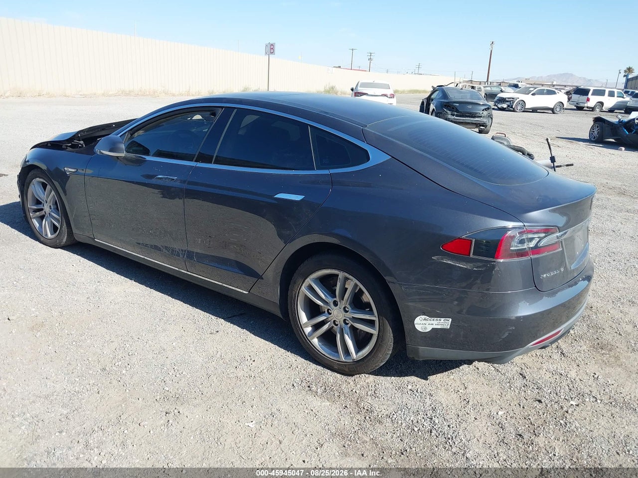 2015 TESLA MODEL S 70D/85D/P85D · 3/10