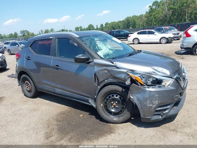 2019 NISSAN KICKS S