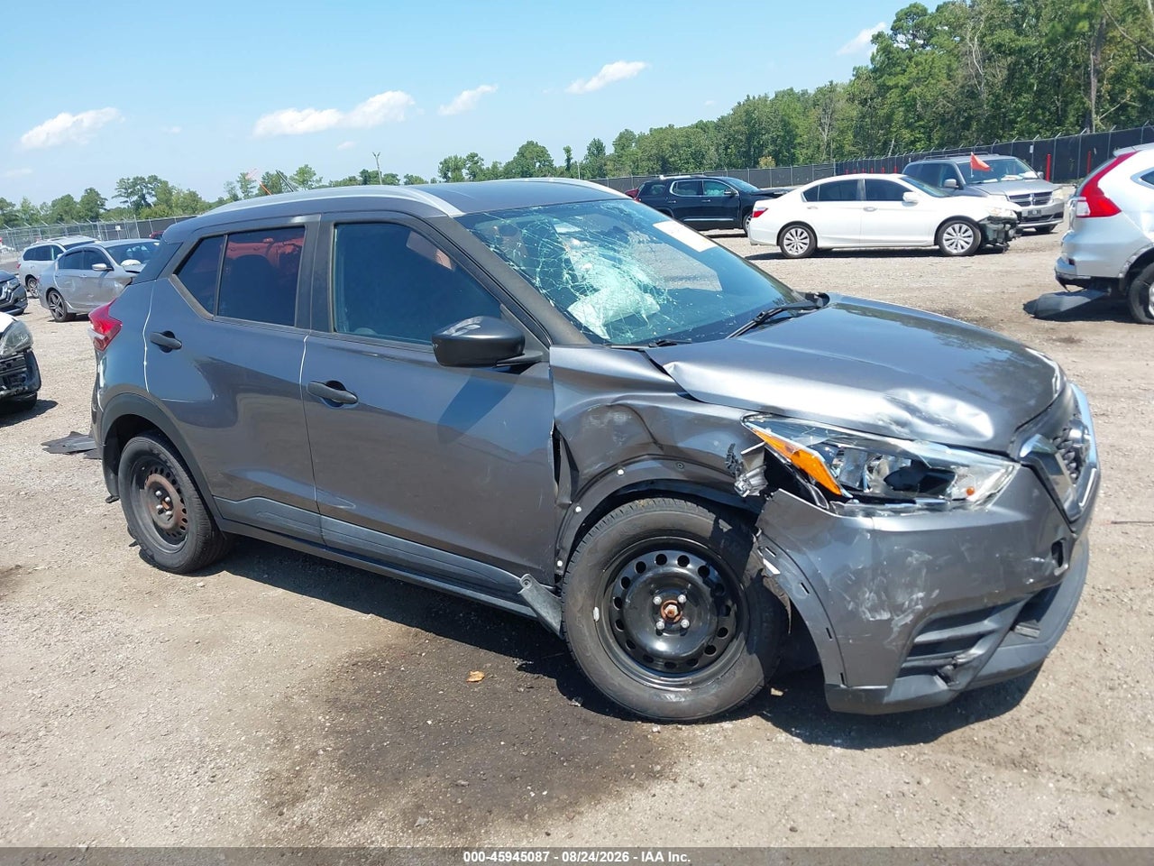 2019 NISSAN KICKS S
