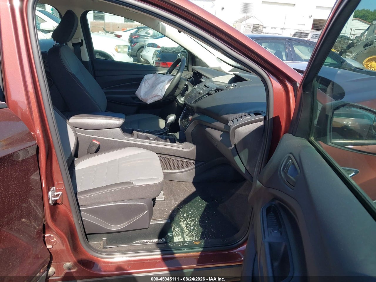 2018 FORD ESCAPE S · 5/11