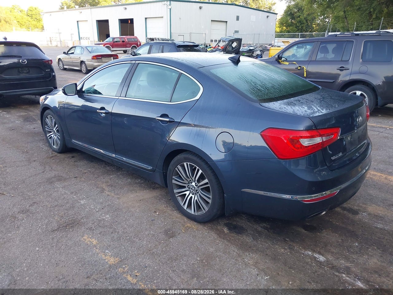 2014 KIA CADENZA PREMIUM · 3/3