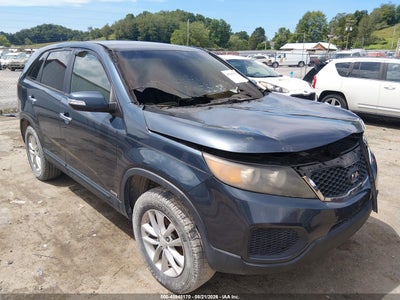 5XYKTCA11BG****** · 2011 KIA SORENTO LX