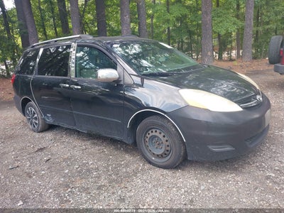 5TDZK23C39S****** · 2009 TOYOTA SIENNA LE