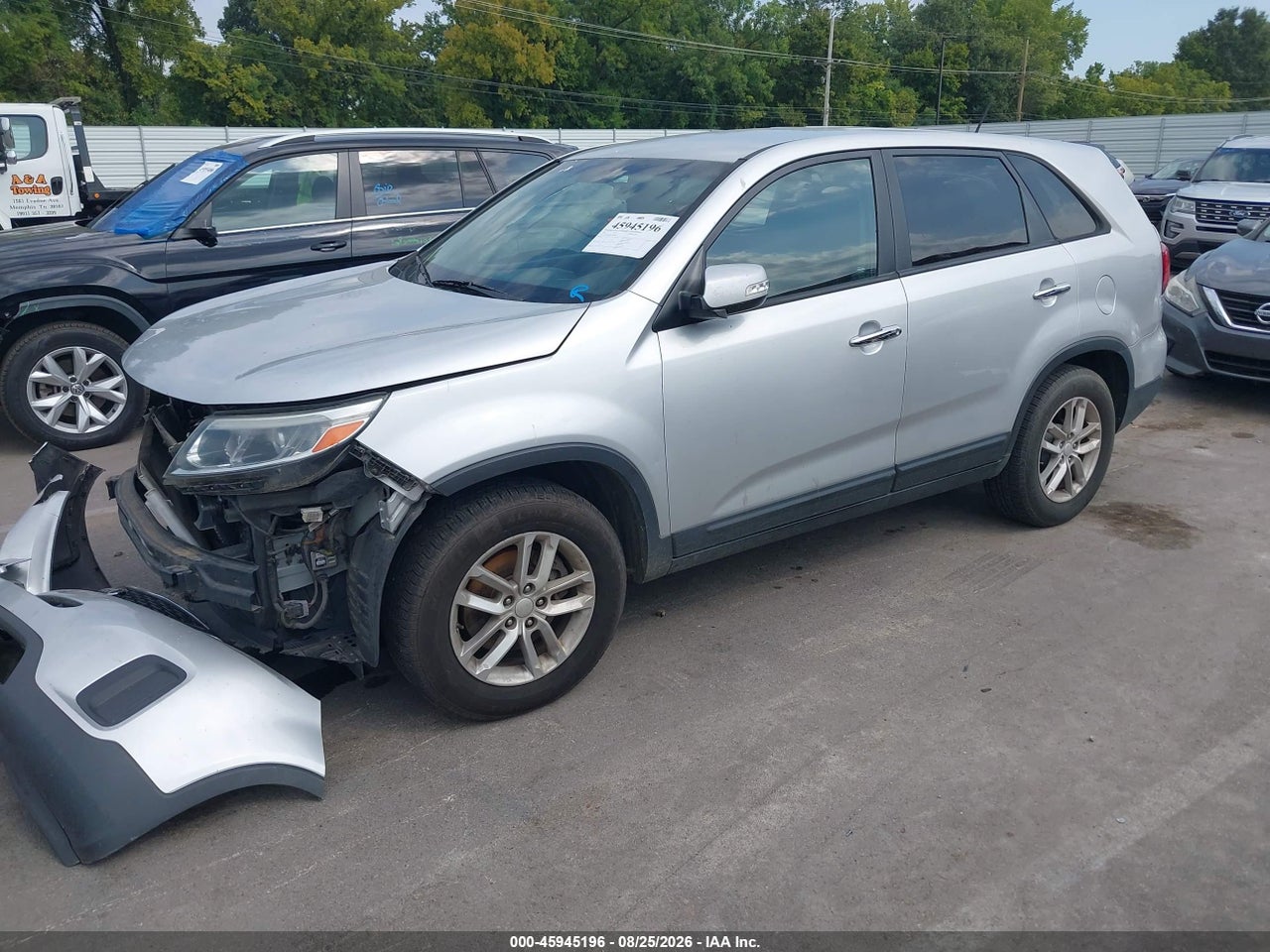 2014 KIA SORENTO LX · 2/11