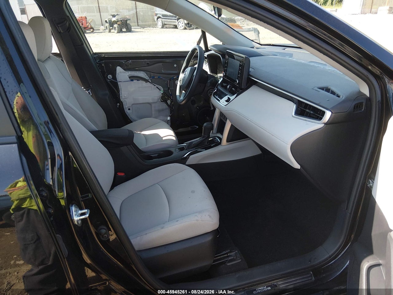 2022 TOYOTA COROLLA CROSS L · 5/11