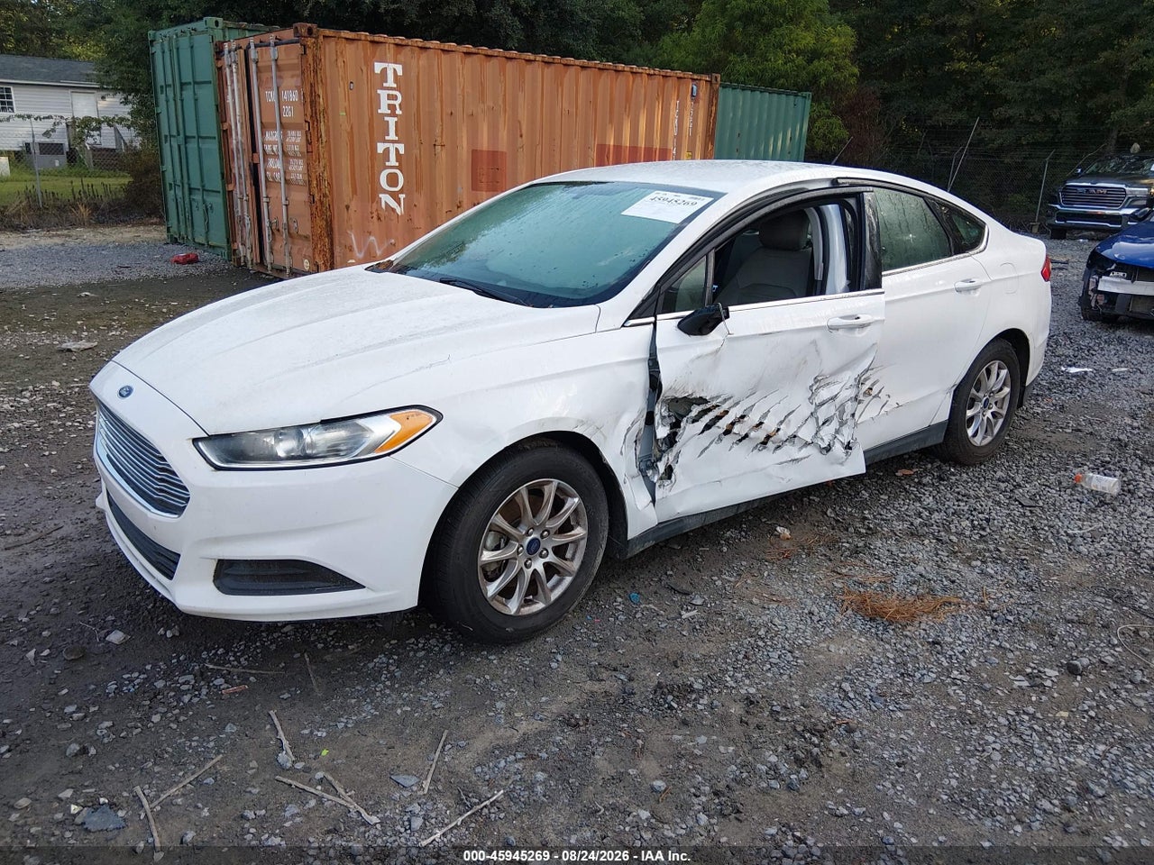 2015 FORD FUSION S · 2/10