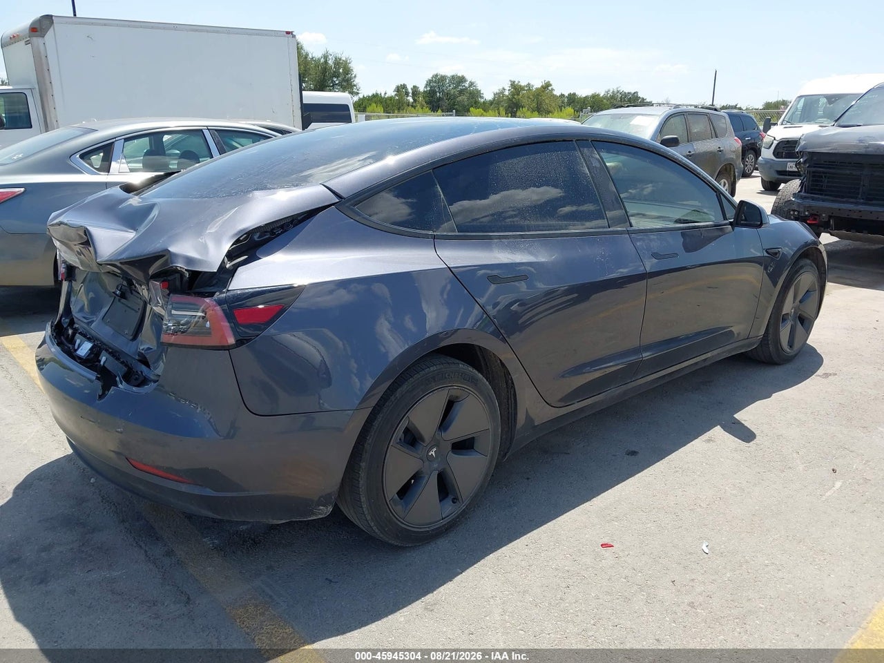 2023 TESLA MODEL 3 REAR-WHEEL DRIVE · 4/9