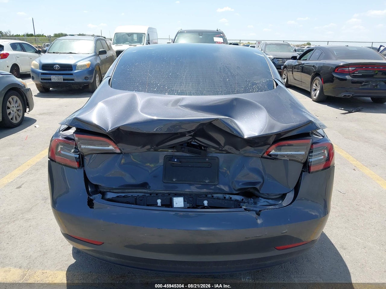 2023 TESLA MODEL 3 REAR-WHEEL DRIVE · 6/9
